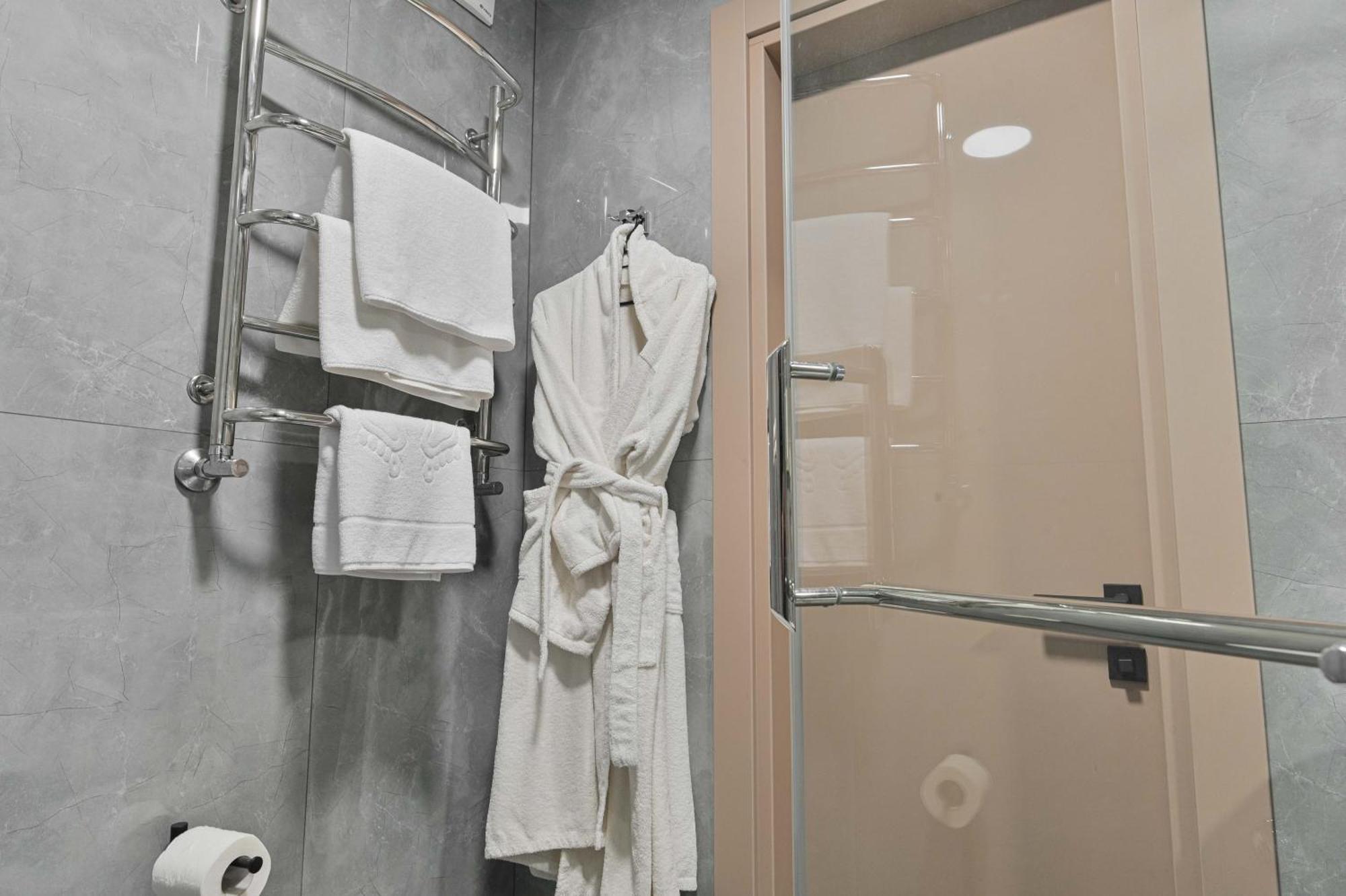 Suite,1600656344:JPEG